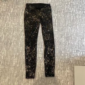 ivivva by lululemon limited edition girls black leggings